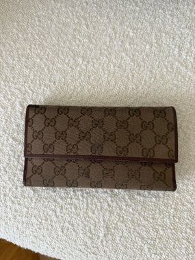Gucci wallet